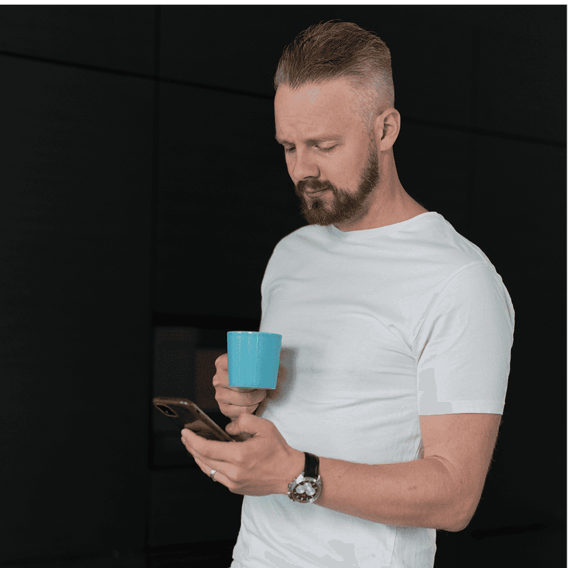 Toimimme taustalla, mutta pidämme sinut kartalla